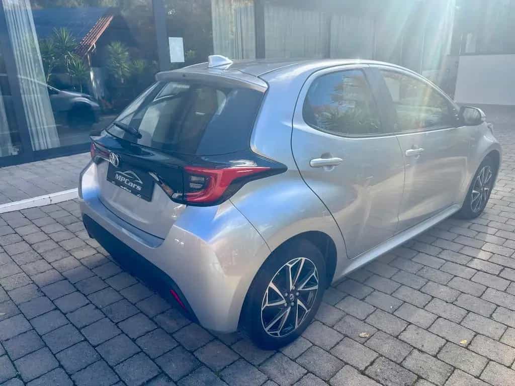 Toyota Yaris Sitzheizung ACC Carplay Garantie 05/2022-photo-5