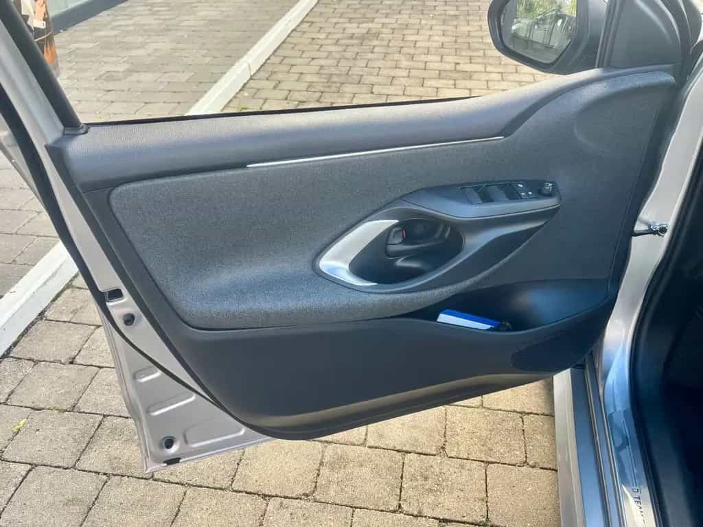 Toyota Yaris Sitzheizung ACC Carplay Garantie 05/2022-photo-8