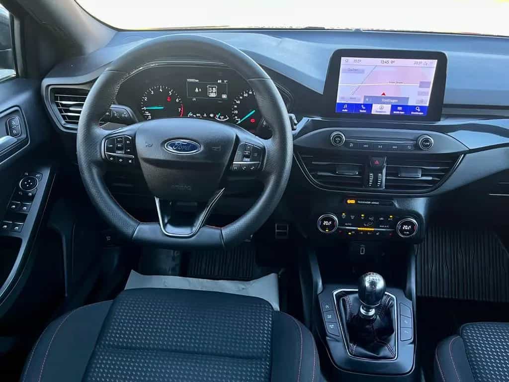 Ford Focus Turnier ST-Line DAB/KAMERA/KEYLESS/LED 02/2020-photo-4
