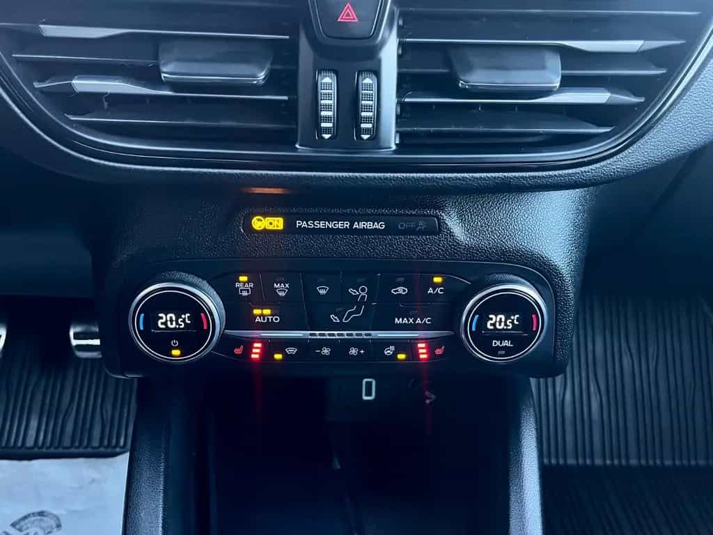 Ford Focus Turnier ST-Line DAB/KAMERA/KEYLESS/LED 02/2020-photo-8