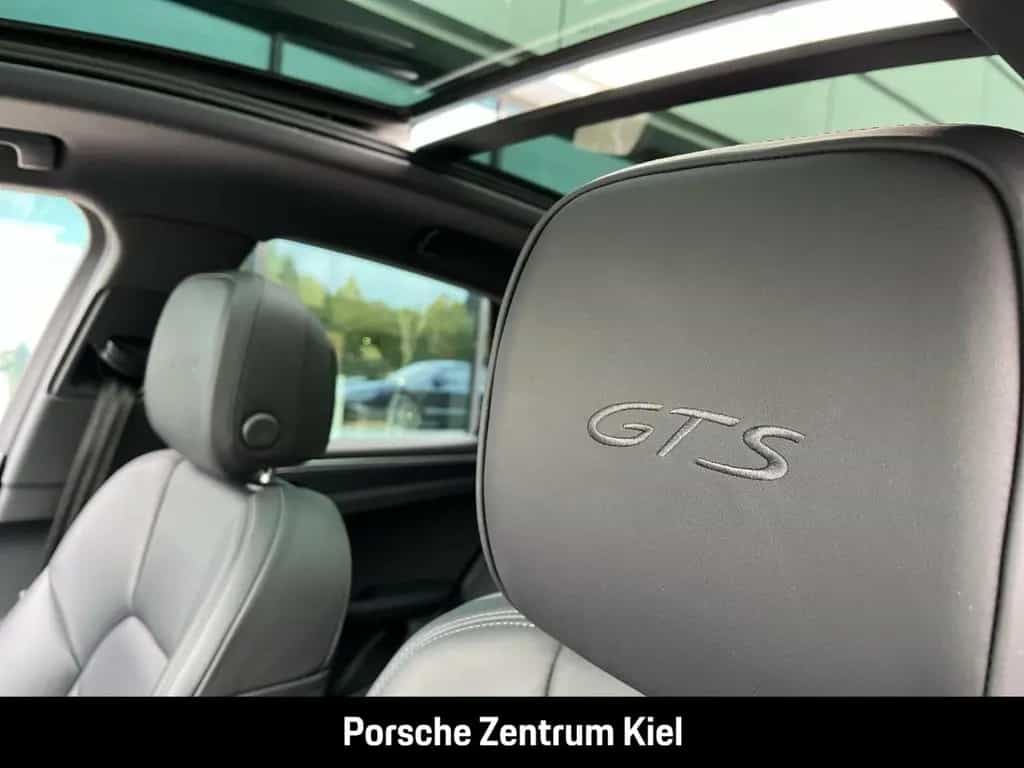 Porsche Macan GTS Standheizung BOSE Luftfederung 06/2022-photo-25