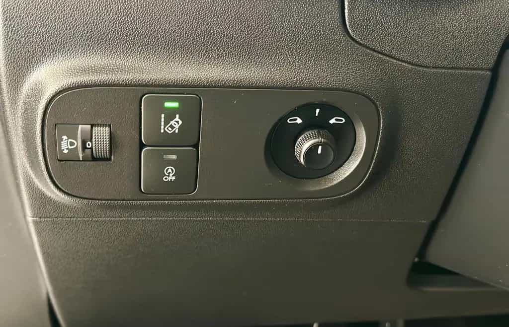 Citroën C3 BlueHDi 100 Stop&Start FEEL Scheckheft*100Tkm 11/2019-photo-12