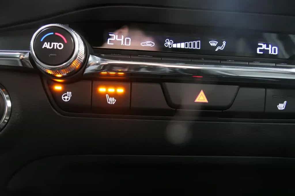 Mazda 3 2026 e-SKYACTIV-140 2,5L Takumi >Automatik<< null-photo-21