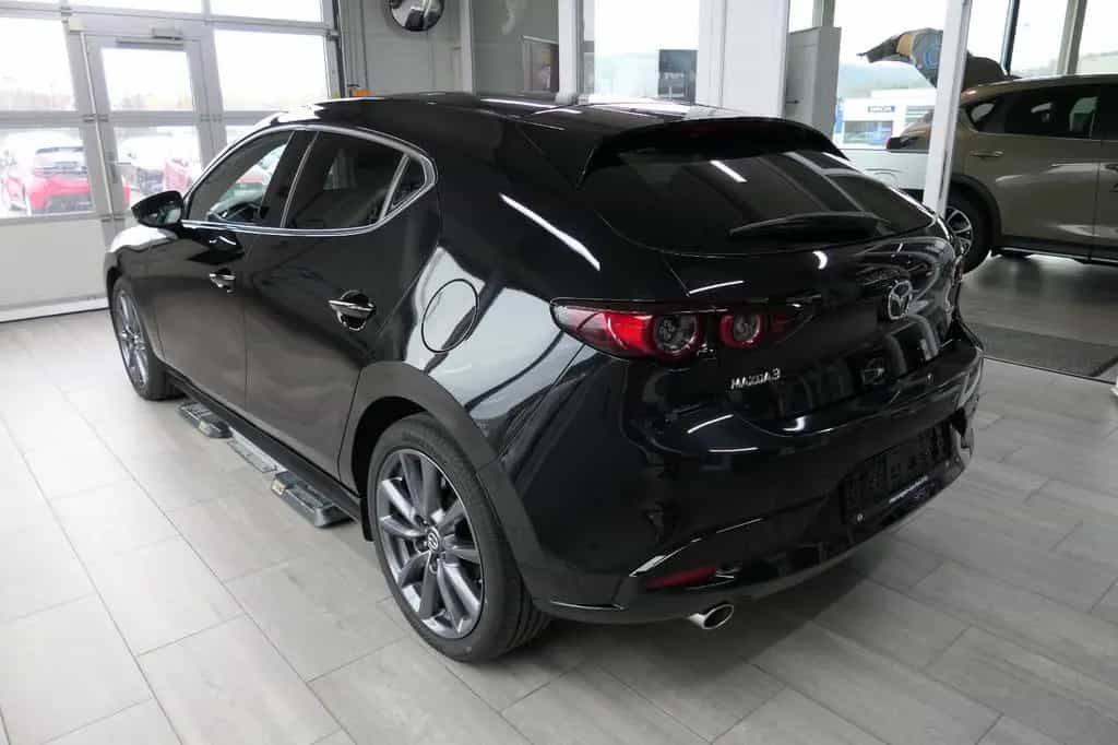 Mazda 3 2026 e-SKYACTIV-140 2,5L Takumi >Automatik<< null-photo-3