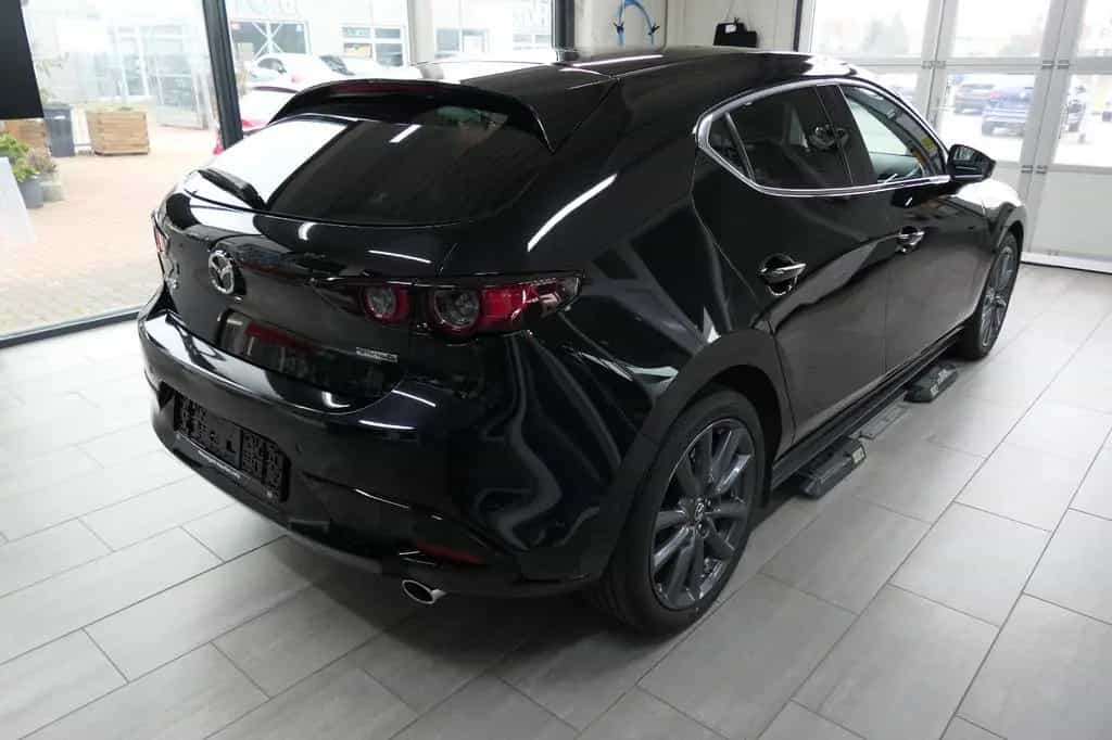 Mazda 3 2026 e-SKYACTIV-140 2,5L Takumi >Automatik<< null-photo-4