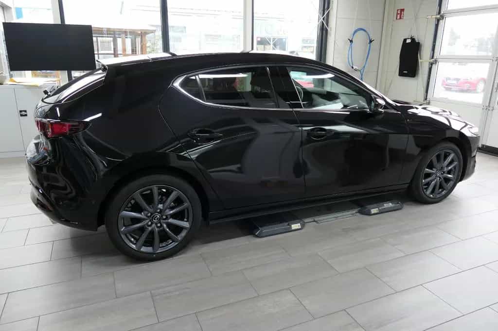Mazda 3 2026 e-SKYACTIV-140 2,5L Takumi >Automatik<< null-photo-5
