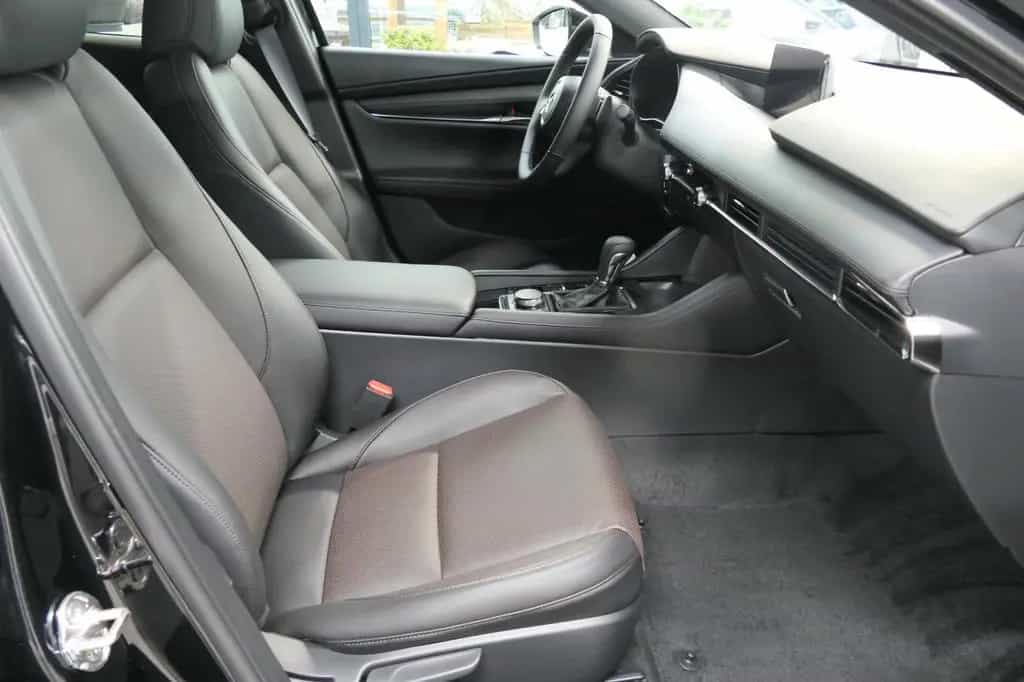 Mazda 3 2026 e-SKYACTIV-140 2,5L Takumi >Automatik<< null-photo-8