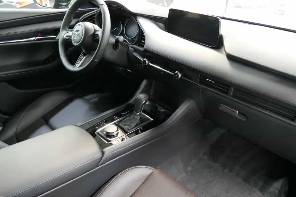Mazda 3 2026 e-SKYACTIV-140 2,5L Takumi >Automatik<< null-photo-9