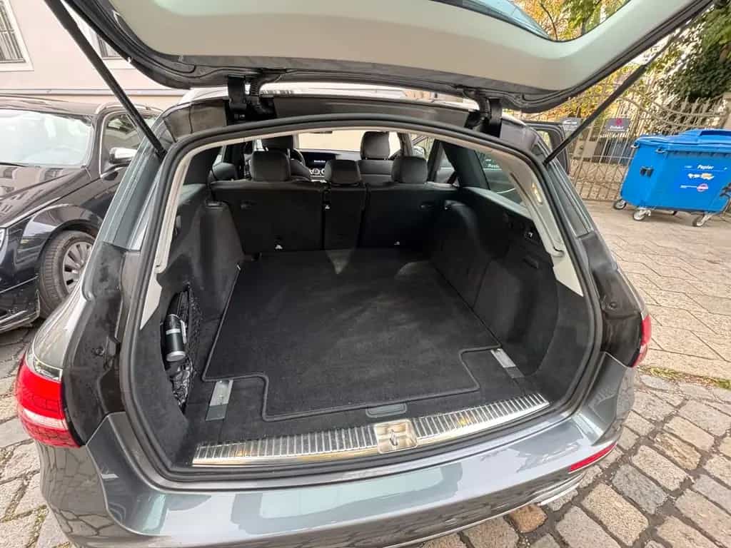 Mercedes-Benz E-Class 450 4MATIC T Autom. - Traumausstattung! 04/2021-photo-2