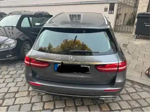 Mercedes-Benz E-Class 450 4MATIC T Autom. - Traumausstattung! 04/2021-photo-9