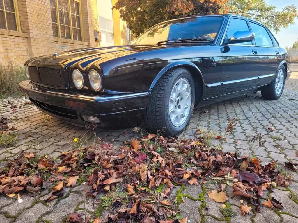 Jaguar XJ6 X300 04/1996-photo-3