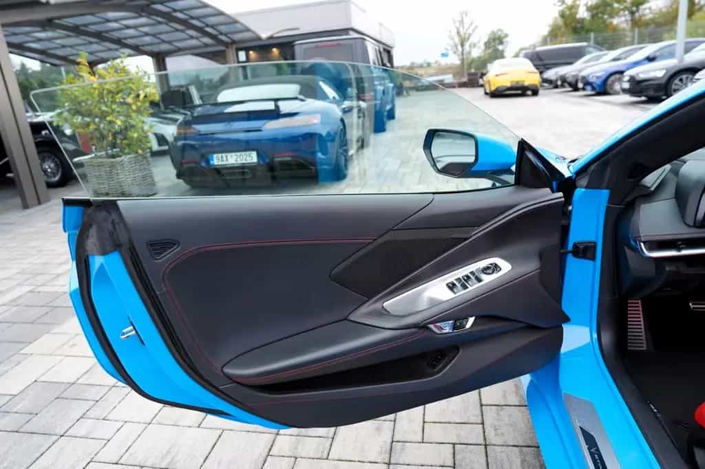 Corvette C8 Stngray cabrio 07/2021-photo-7
