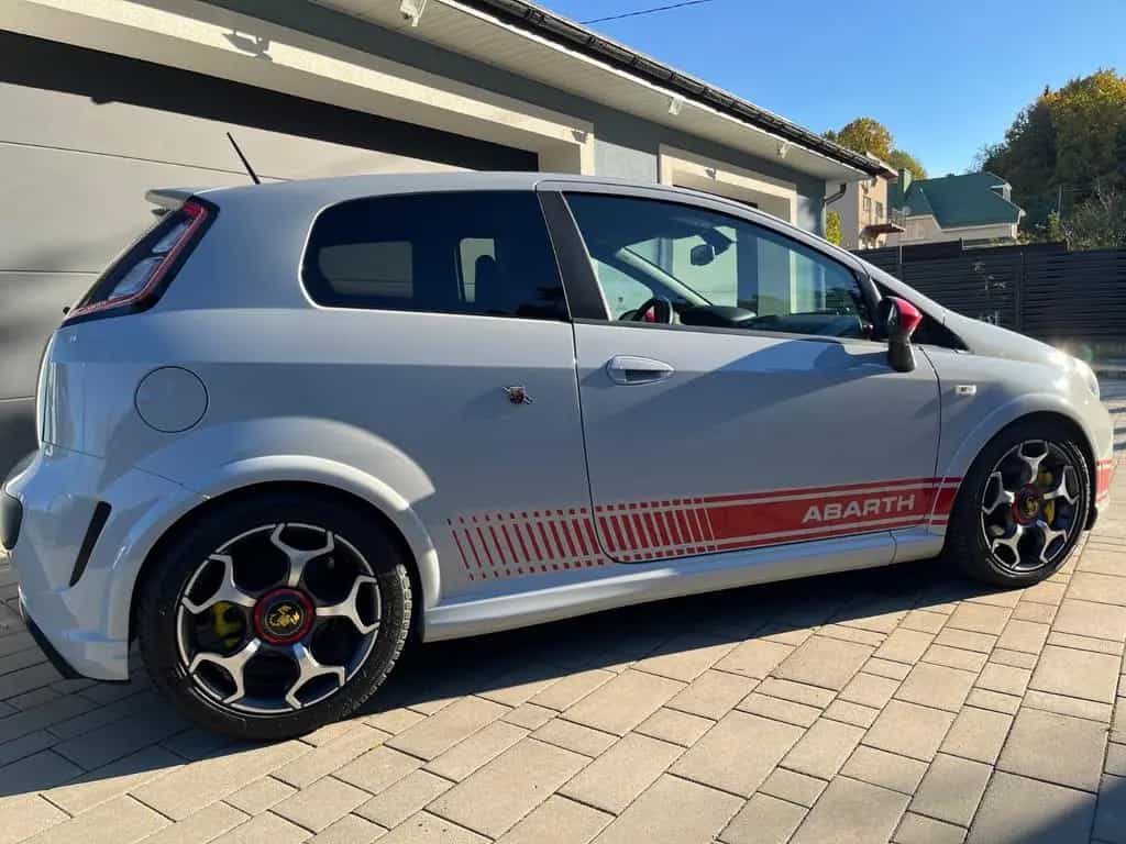 Abarth Punto Evo Serie Limitata 68 09/2014-photo-5