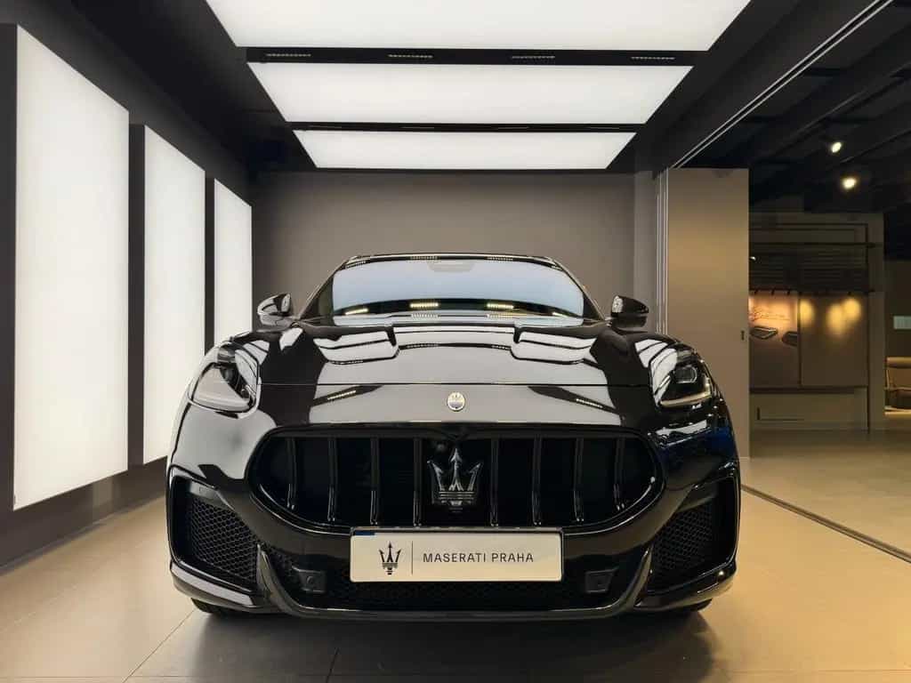 Maserati Grecale 3.0 V6 Trofeo Auto 4WD *Warranty 03/26* 03/2023-photo-1