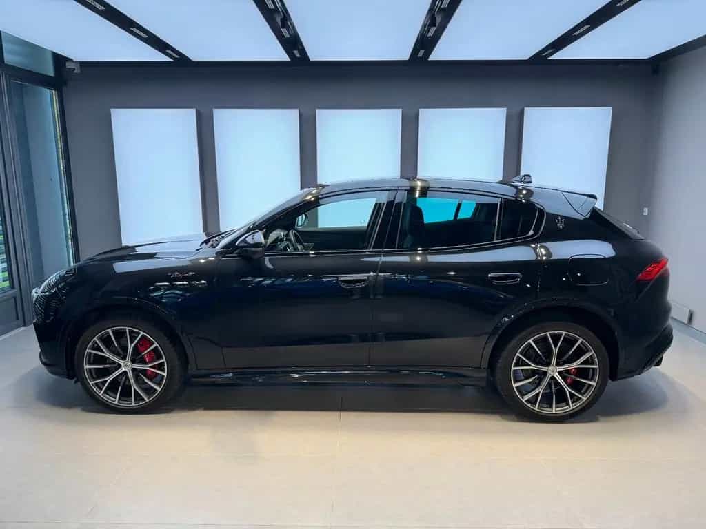 Maserati Grecale 3.0 V6 Trofeo Auto 4WD *Warranty 03/26* 03/2023-photo-4