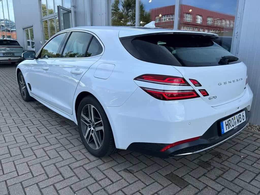 Genesis G70 Shooting Brake Premium 2.2 CRDi Matrix-LED/A 10/2022-photo-4