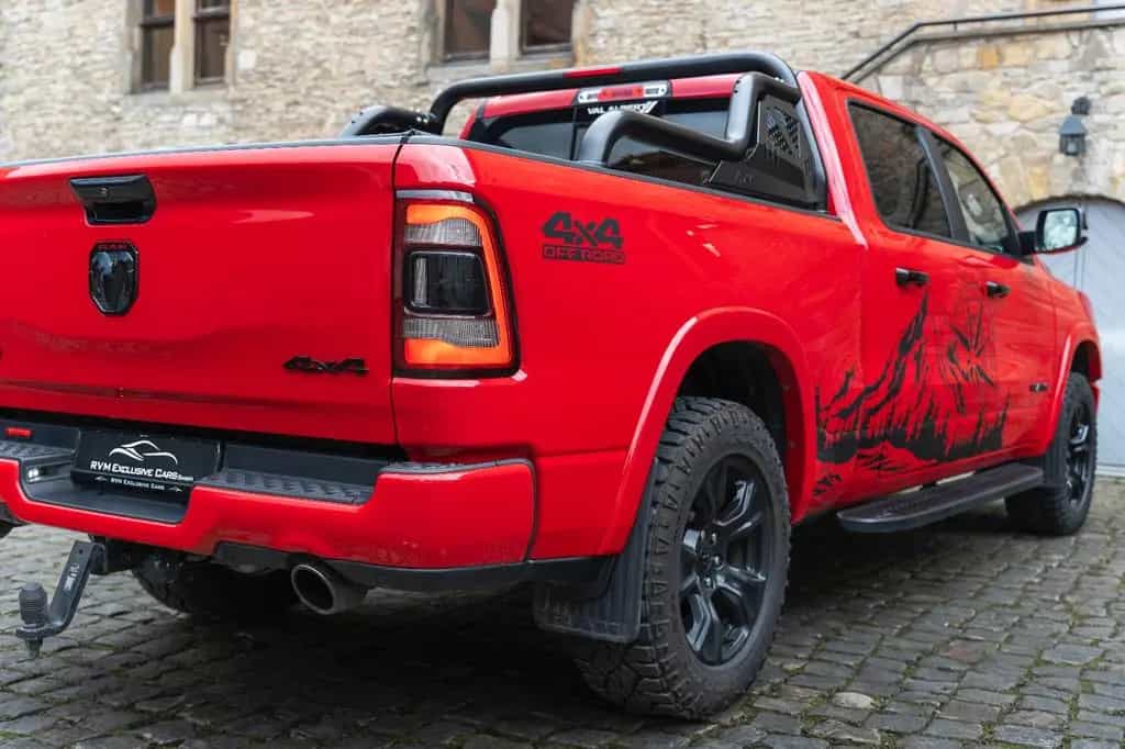 Dodge RAM 3.0L LARAMIE ECODIESEL M+S LEDER SZH/SZK KAM 05/2023-photo-23