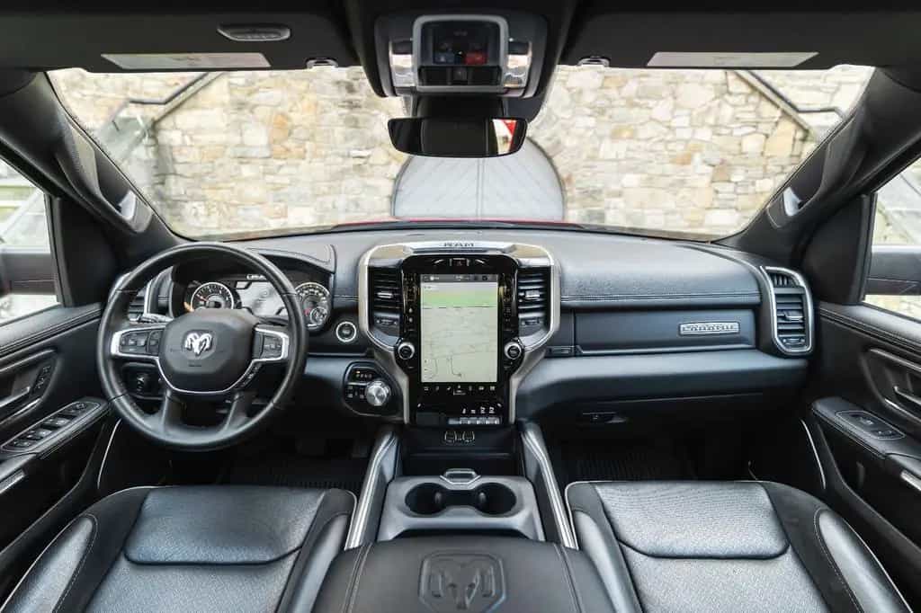 Dodge RAM 3.0L LARAMIE ECODIESEL M+S LEDER SZH/SZK KAM 05/2023-photo-3