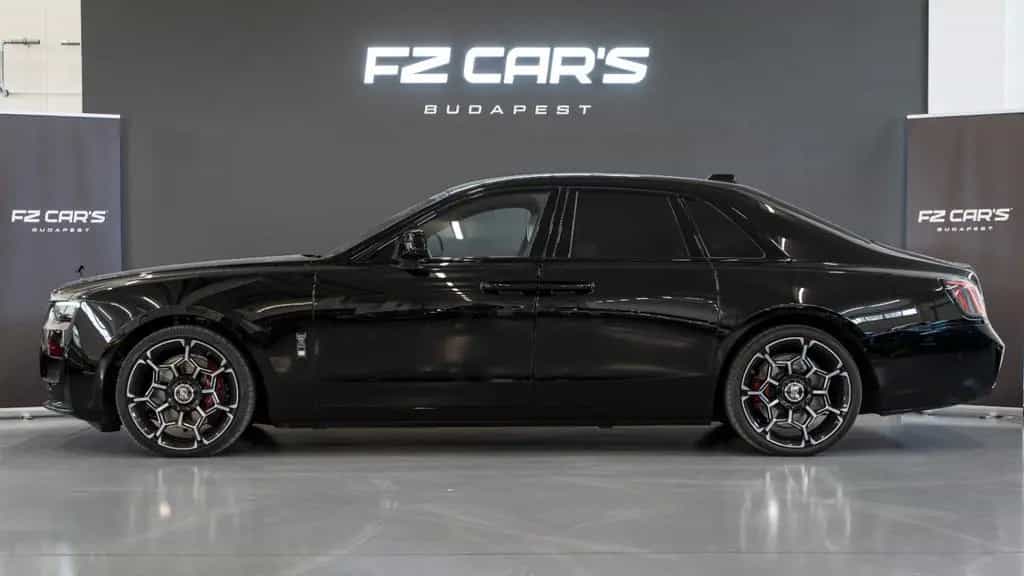 Rolls-Royce Ghost Black Badge 06/2025-photo-4