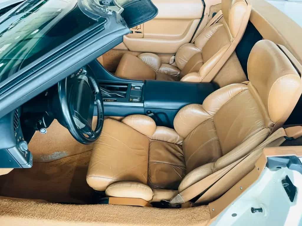 Corvette Chevrolet Corvette C4 Convertible *Original Lack 07/1990-photo-9
