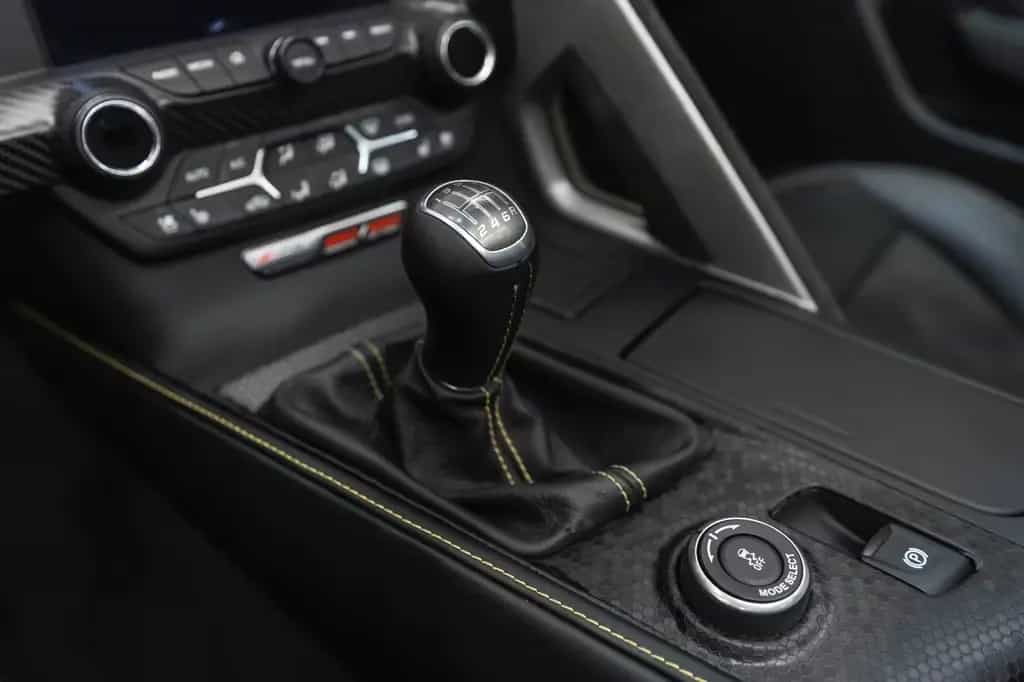 Corvette Z06 3LZ 6,2L TARGA HUD MEMORY BOSE KAM NAV 01/2018-photo-11