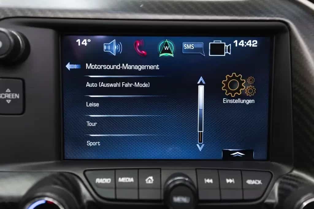 Corvette Z06 3LZ 6,2L TARGA HUD MEMORY BOSE KAM NAV 01/2018-photo-17