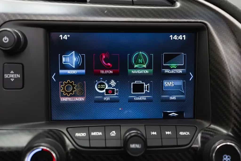 Corvette Z06 3LZ 6,2L TARGA HUD MEMORY BOSE KAM NAV 01/2018-photo-19