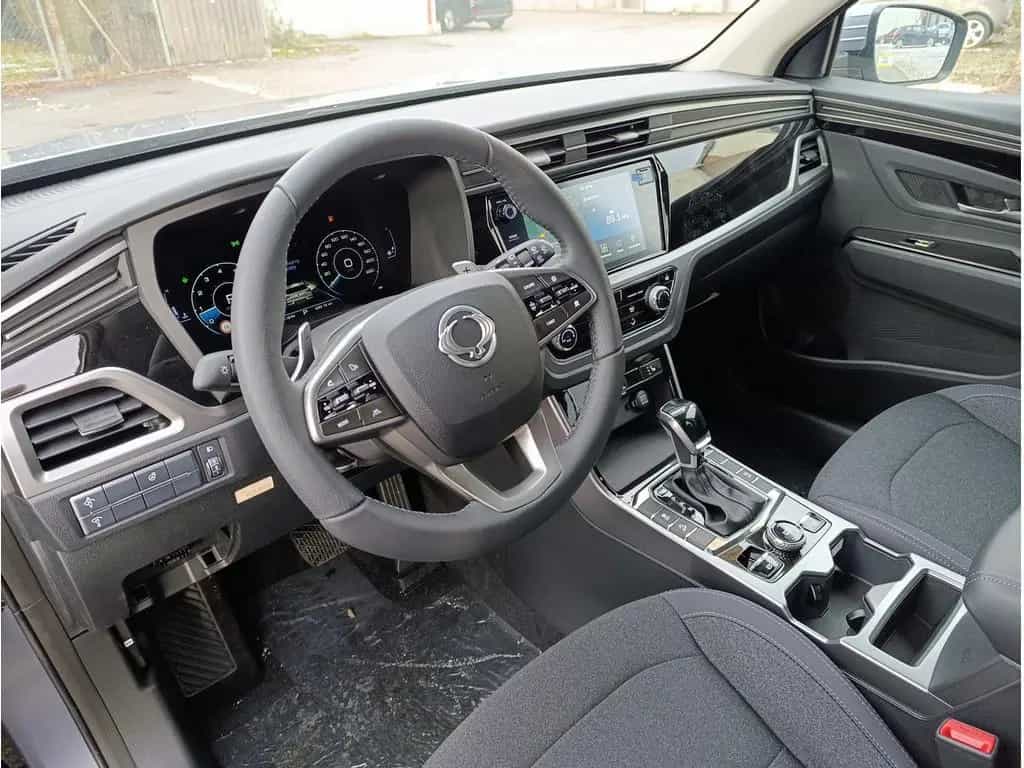 KGM Korando Nomad 1.5 AT6 2WD null-photo-5