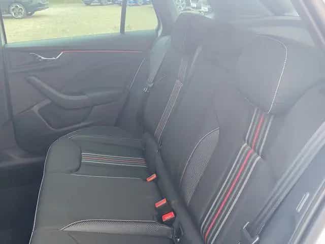 Skoda Kamiq 1.5 TSI DSG Monte Carlo Matrix+ACC+AHK+Pan null-photo-8