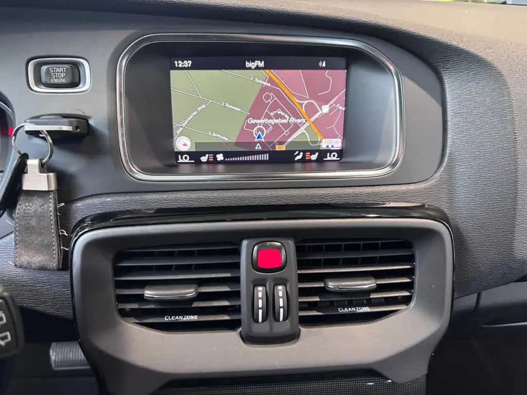 Volvo V40 Cross Country Momentum LED NAVI ALU 06/2018-photo-15