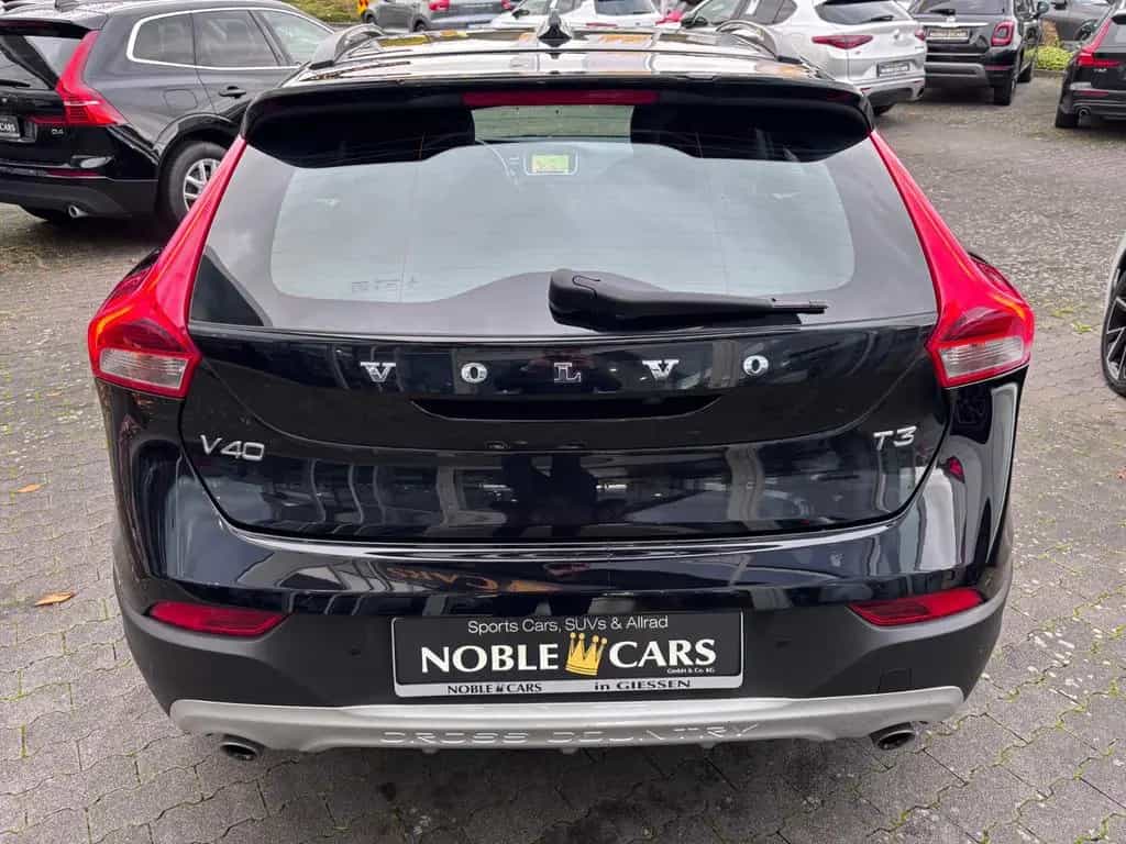 Volvo V40 Cross Country Momentum LED NAVI ALU 06/2018-photo-25