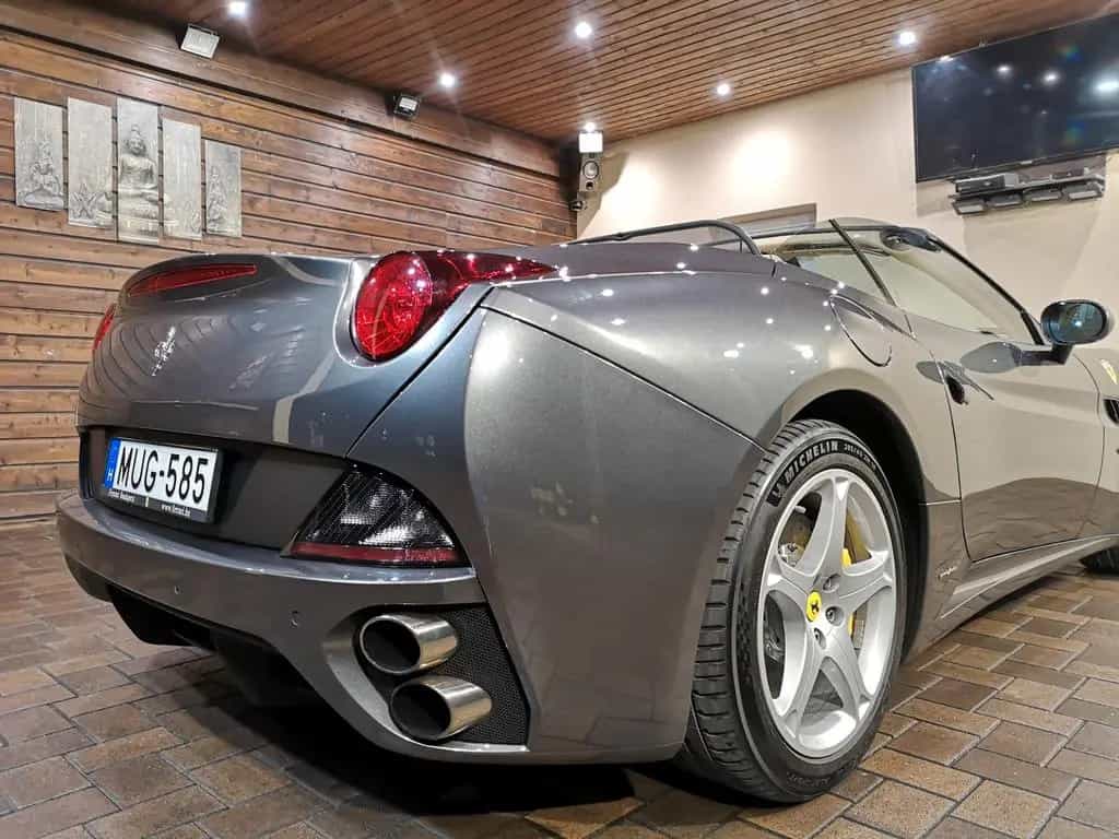 Ferrari California 4.3 V8 Serviced by Ferrari 09/2011-photo-10