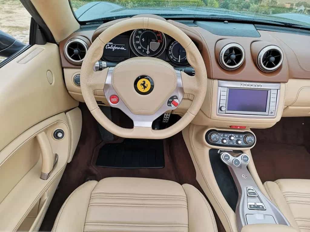 Ferrari California 4.3 V8 Serviced by Ferrari 09/2011-photo-13