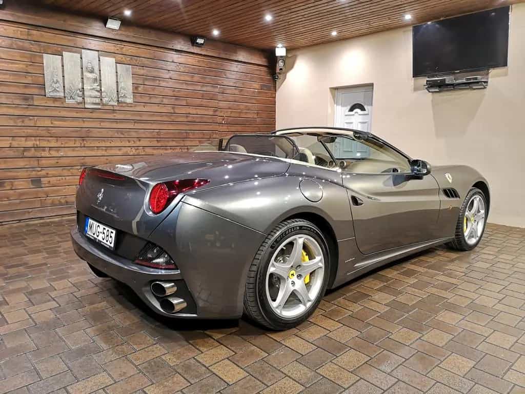 Ferrari California 4.3 V8 Serviced by Ferrari 09/2011-photo-2