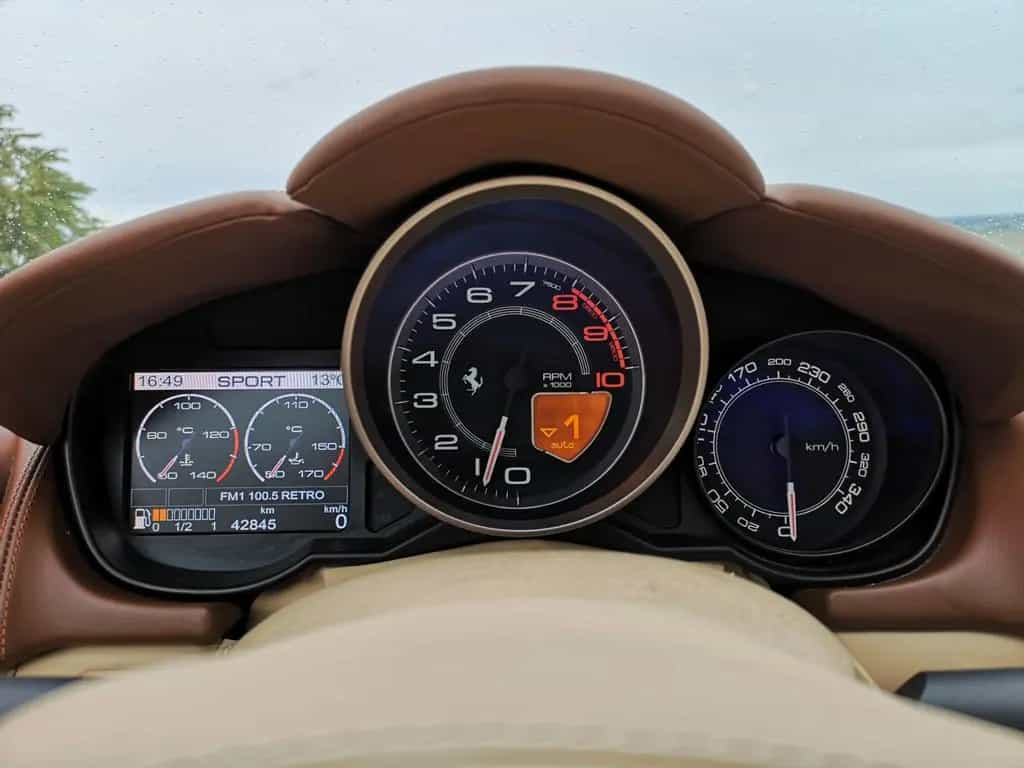 Ferrari California 4.3 V8 Serviced by Ferrari 09/2011-photo-21