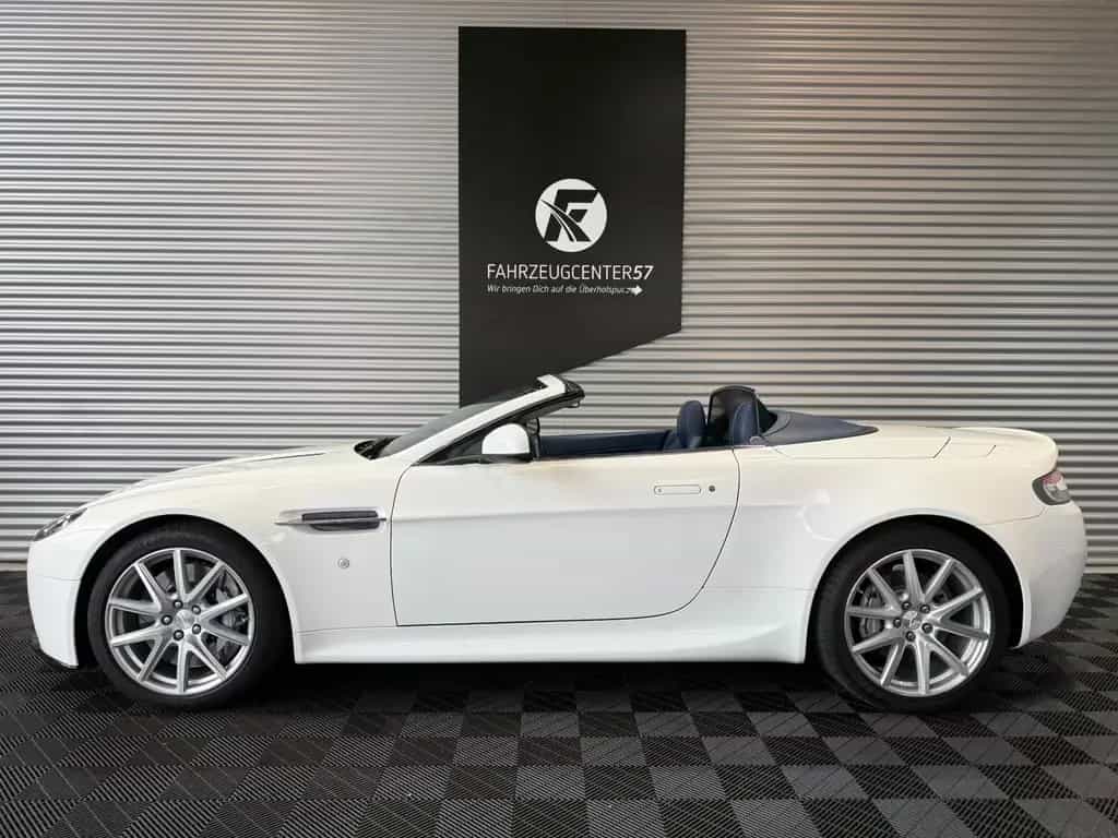 Aston Martin V8 Vantage Roadster 4.7L 03/2013-photo-2