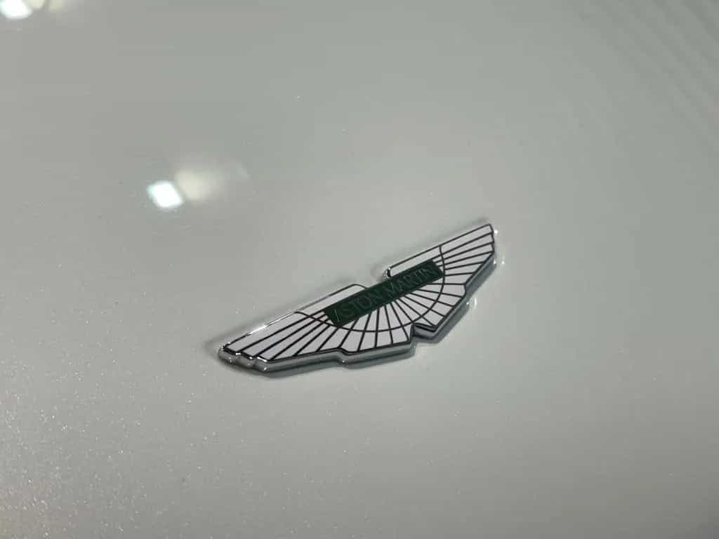 Aston Martin V8 Vantage Roadster 4.7L 03/2013-photo-23