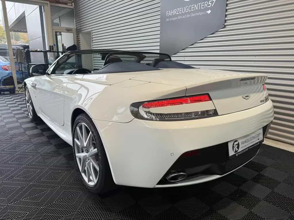 Aston Martin V8 Vantage Roadster 4.7L 03/2013-photo-9