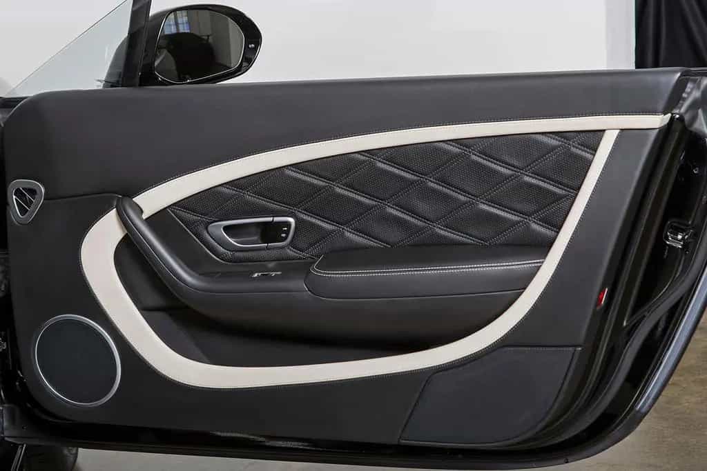 Bentley Continental GTC Speed W12, sehr gepflegt, 467 KW 03/2015-photo-17