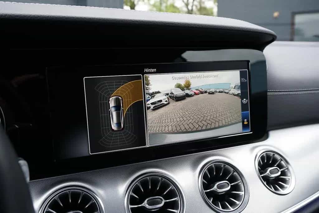 Mercedes-Benz E-Class 300 AMG Coupé Kamera SHZ NIGHT LED Burmester 04/2018-photo-22