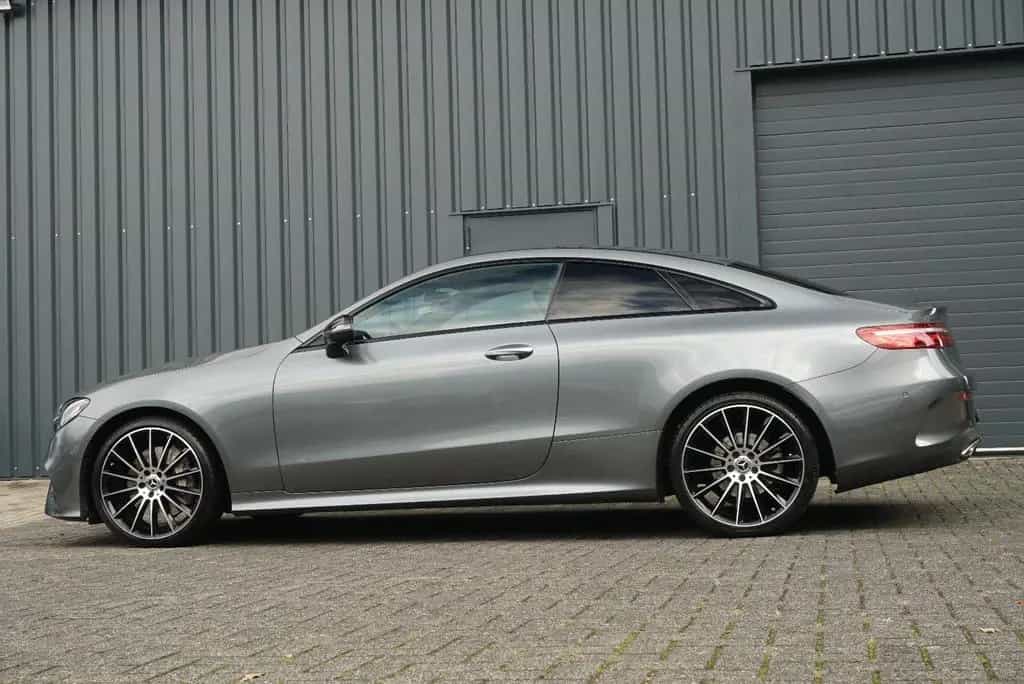Mercedes-Benz E-Class 300 AMG Coupé Kamera SHZ NIGHT LED Burmester 04/2018-photo-1