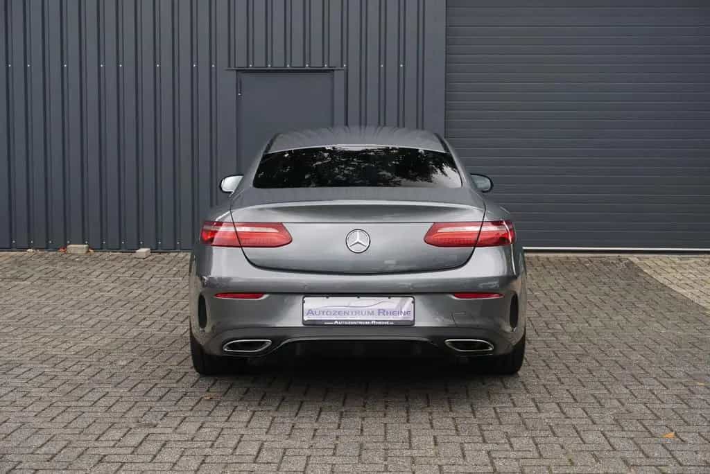 Mercedes-Benz E-Class 300 AMG Coupé Kamera SHZ NIGHT LED Burmester 04/2018-photo-3