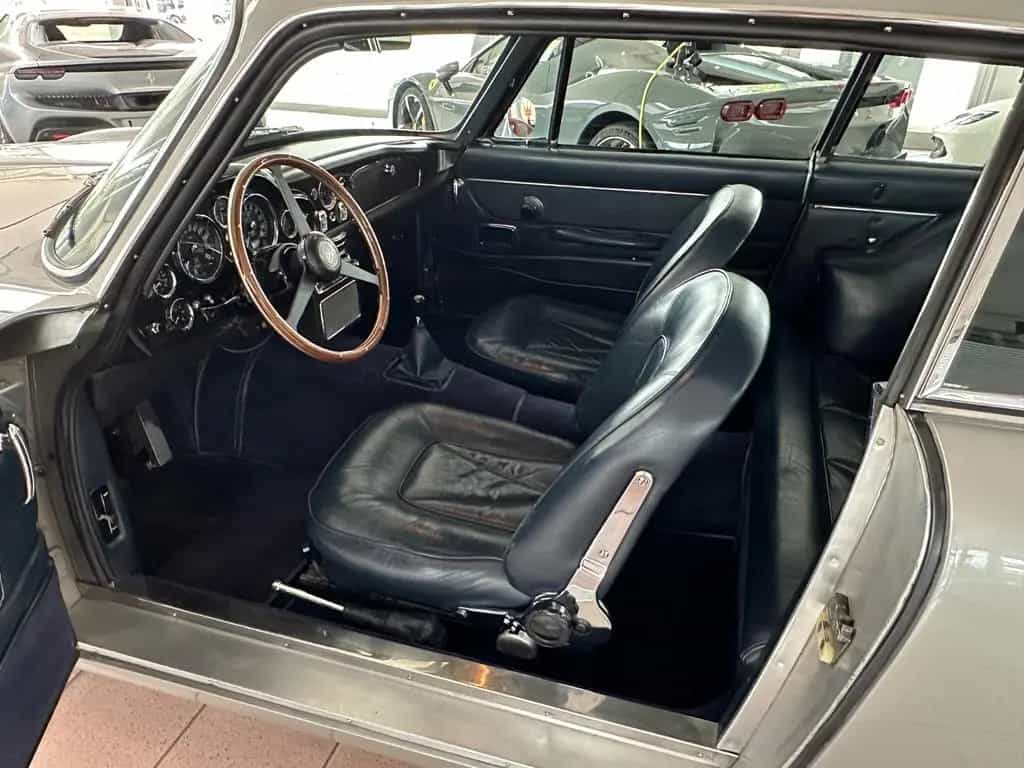 Aston Martin DB 6  LHD 06/1969-photo-13