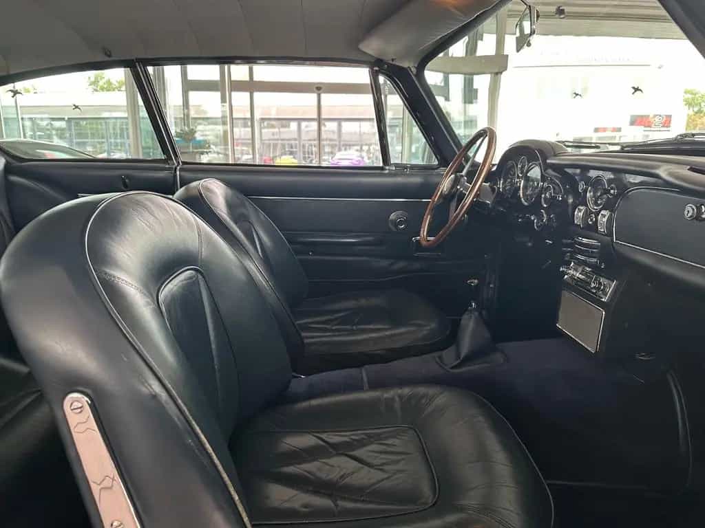 Aston Martin DB 6  LHD 06/1969-photo-20
