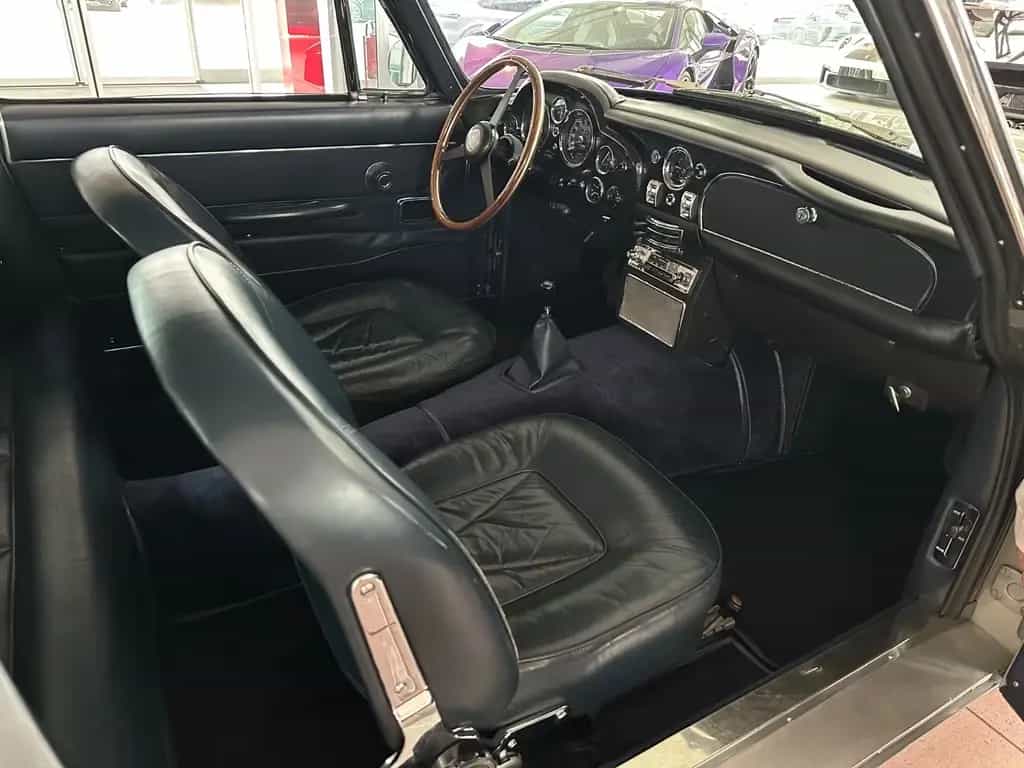 Aston Martin DB 6  LHD 06/1969-photo-21