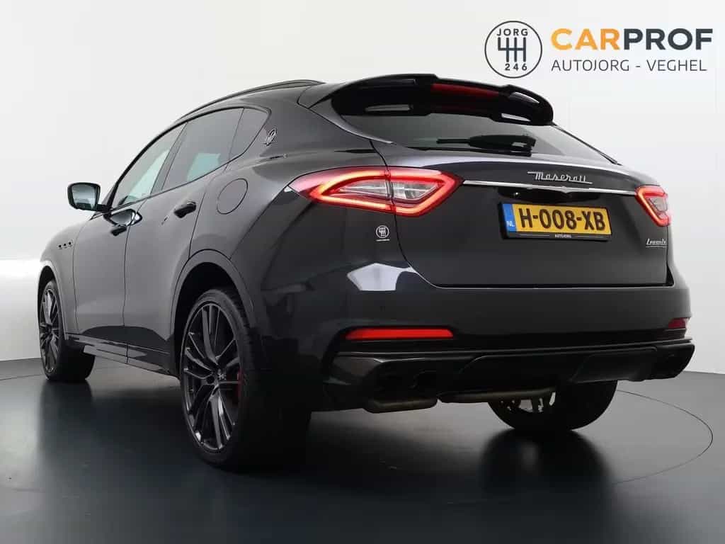 Maserati Levante 3.8 V8 Trofeo 589 K !!  | Carbon |  pano 06/2020-photo-1