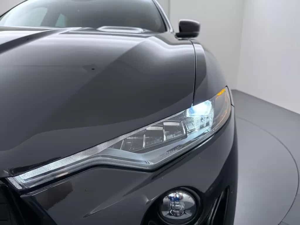 Maserati Levante 3.8 V8 Trofeo 589 K !!  | Carbon |  pano 06/2020-photo-13