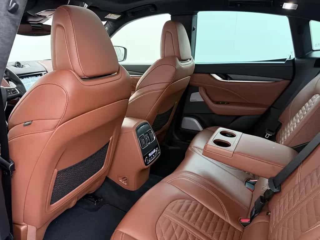 Maserati Levante 3.8 V8 Trofeo 589 K !!  | Carbon |  pano 06/2020-photo-18