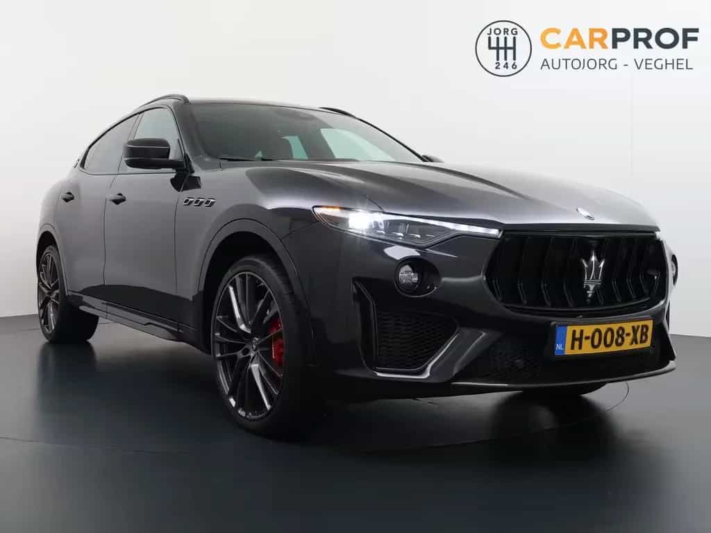 Maserati Levante 3.8 V8 Trofeo 589 K !!  | Carbon |  pano 06/2020-photo-3