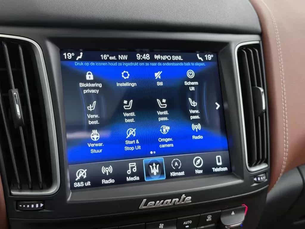 Maserati Levante 3.8 V8 Trofeo 589 K !!  | Carbon |  pano 06/2020-photo-30